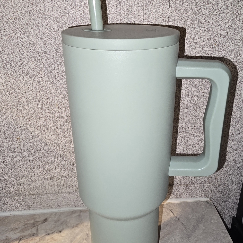 Simple Modern Mint Green Tumbler